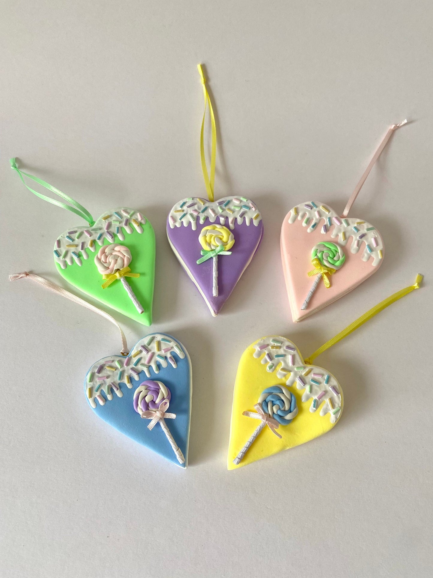 Christmas Heart Macaron Ornament