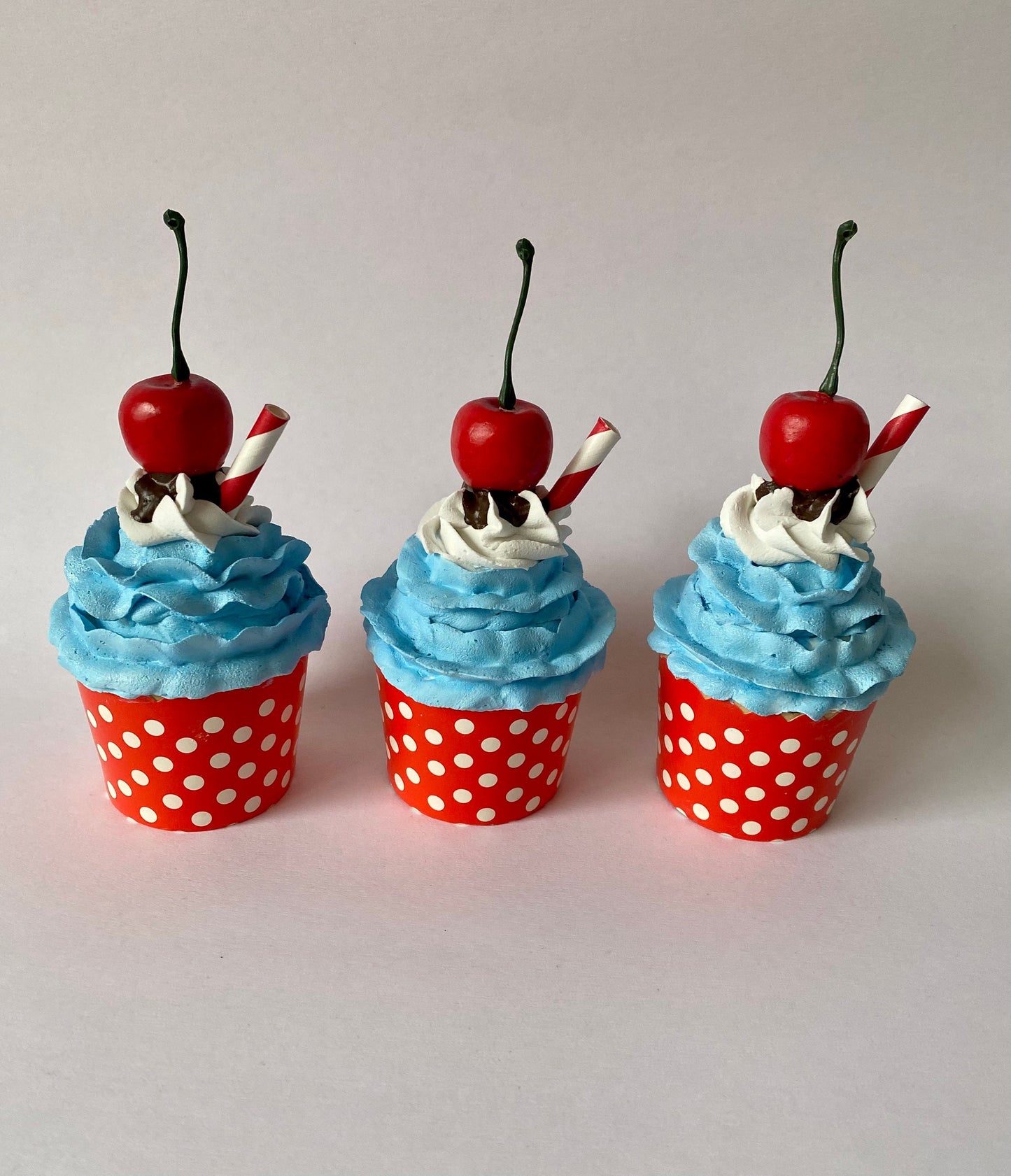 Retro Cupcake Decoration