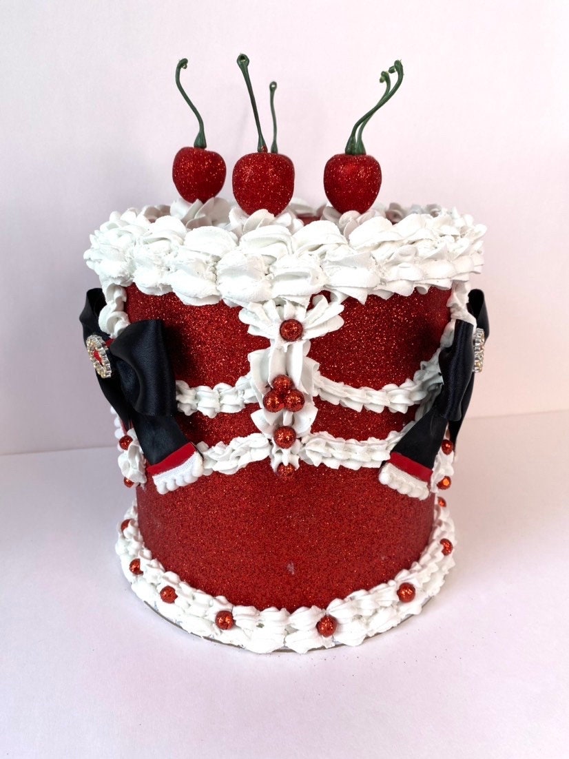 Santa Cake Decoration