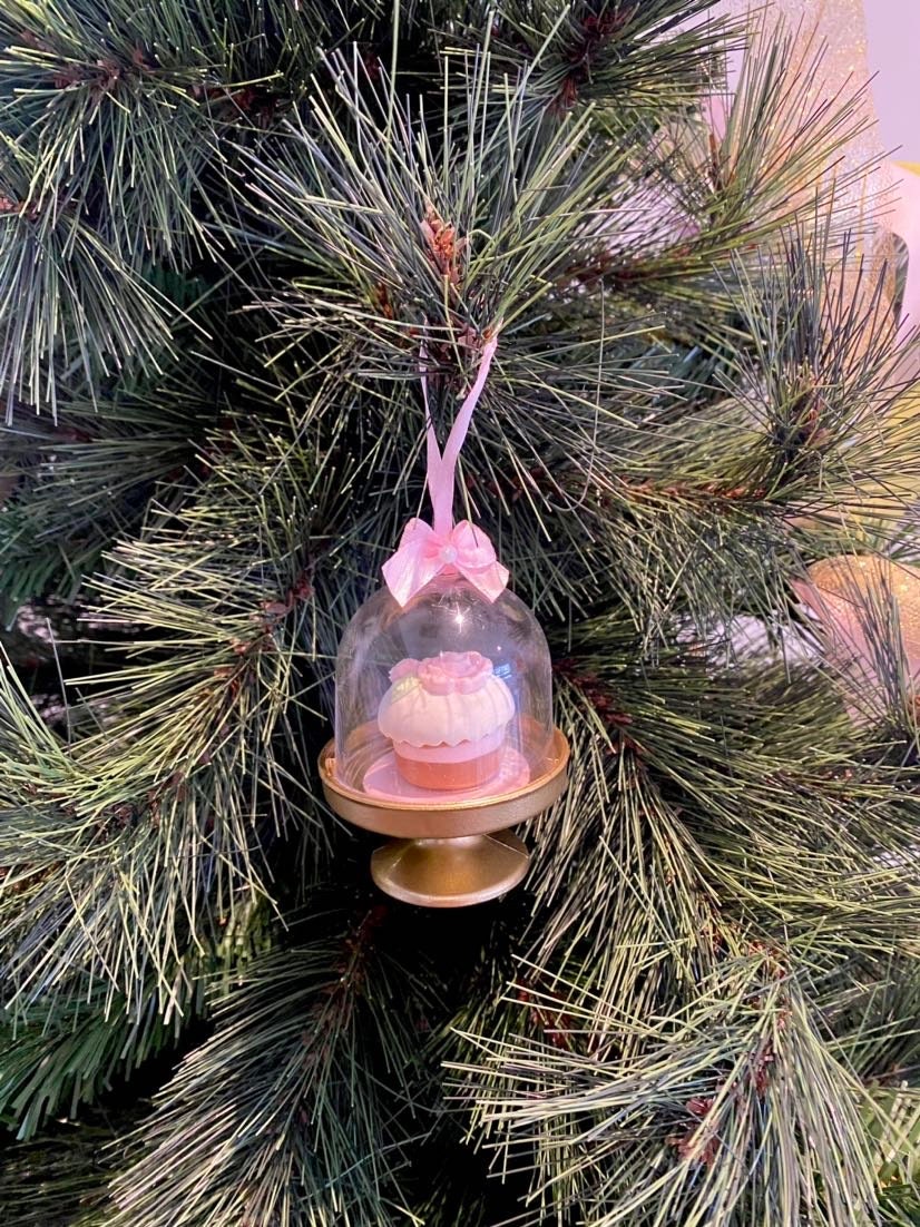Shabby Chic Ornament