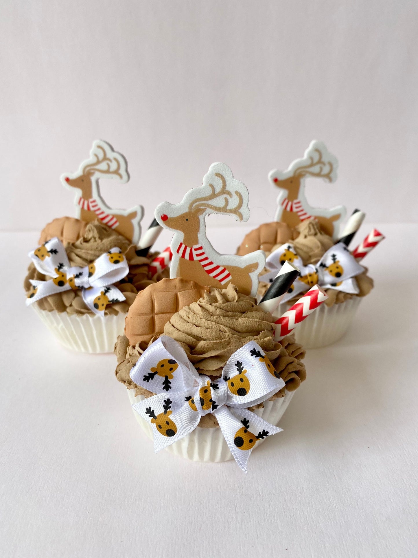 Reindeer Cupcake Ornament