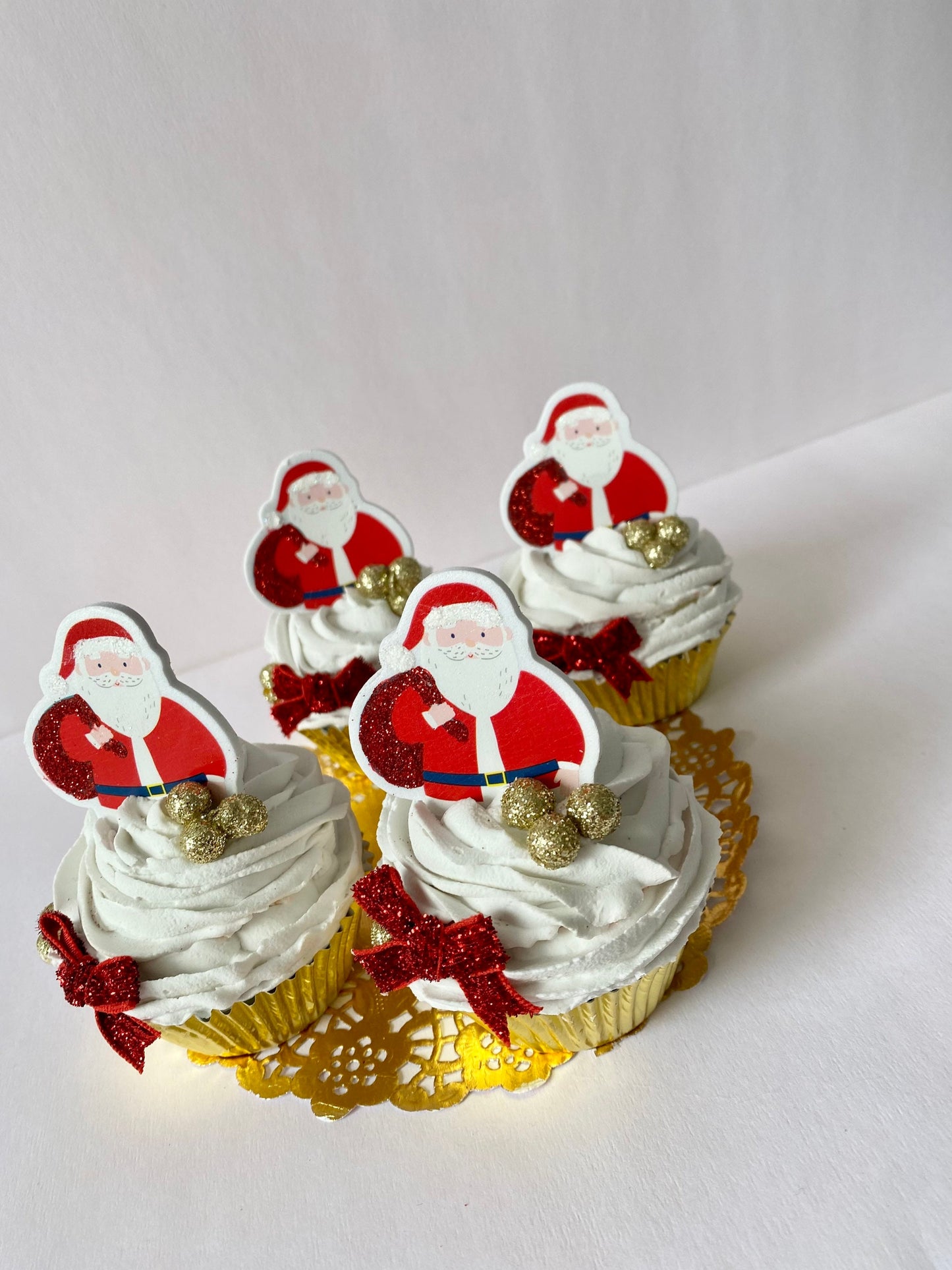 Santa Cup Cake Ornament