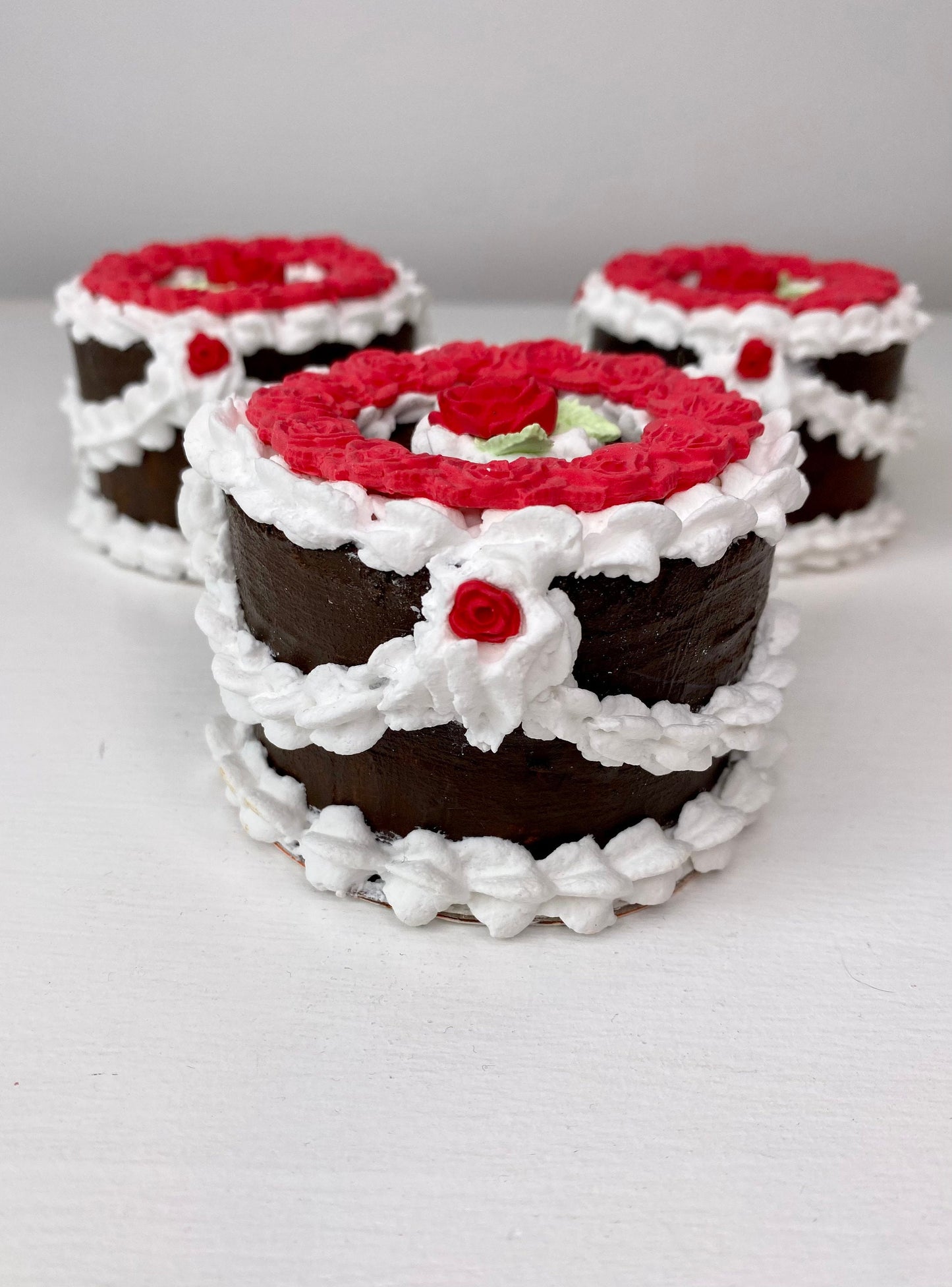 Faux Cake - Mini Ornament