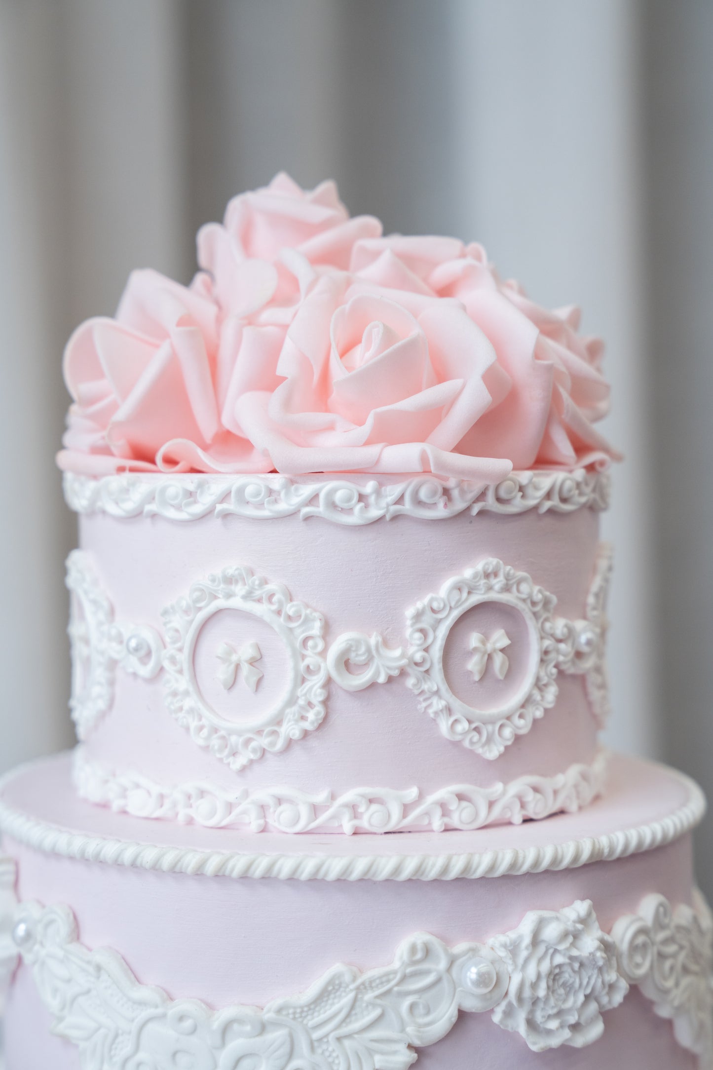 Petite Rococo Rose
