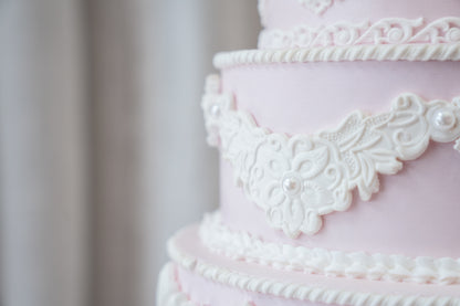 Petite Rococo Rose