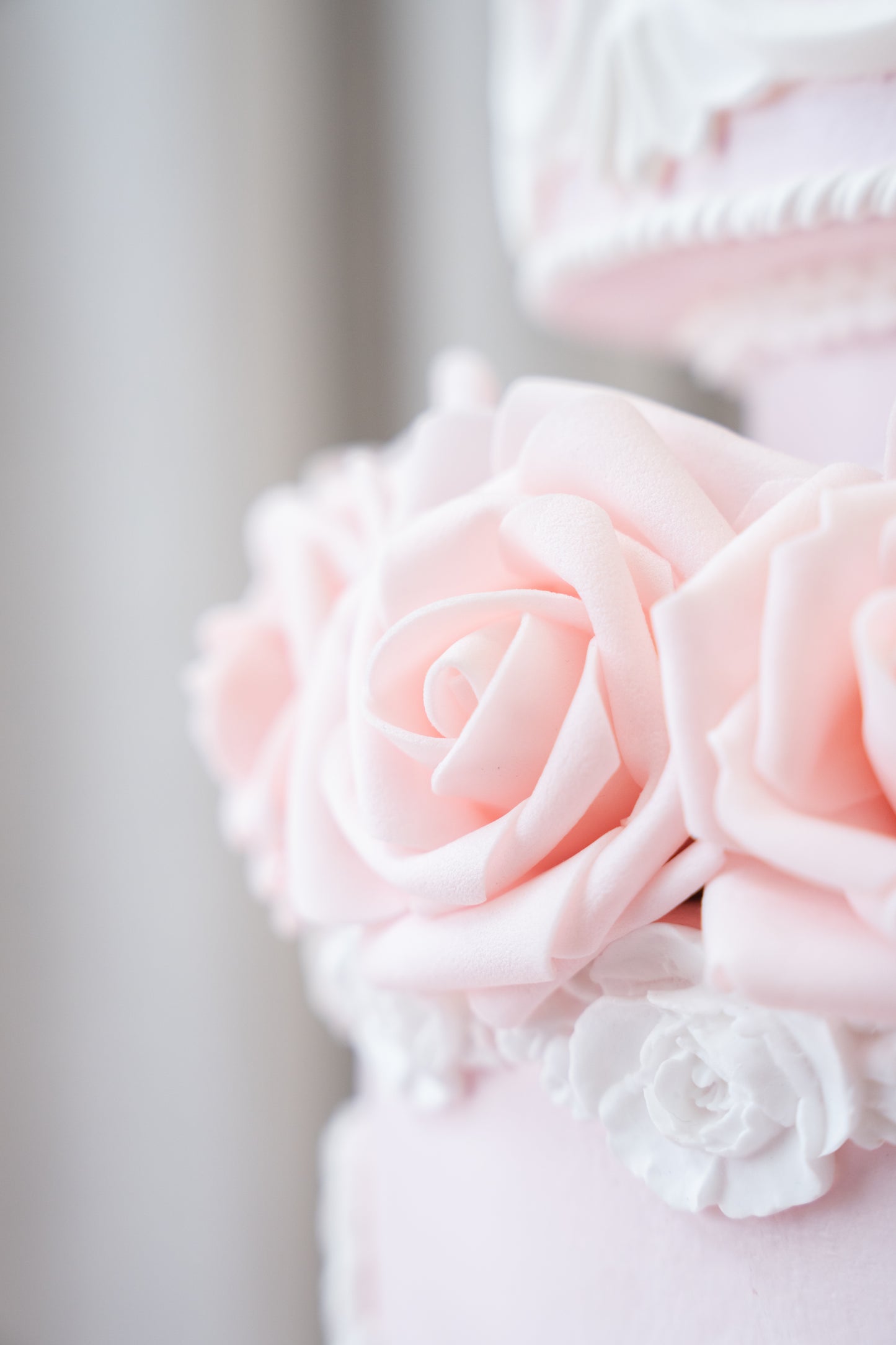 Petite Rococo Rose