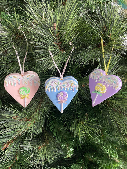 Christmas Heart Macaron Ornament