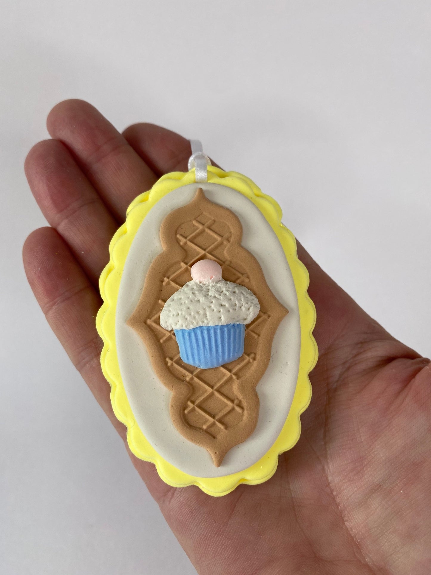 Christmas Cupcake Ornament