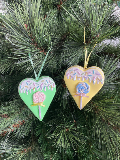 Christmas Heart Macaron Ornament