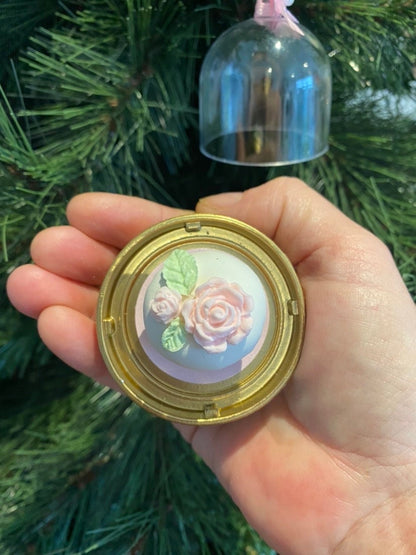 Shabby Chic Ornament
