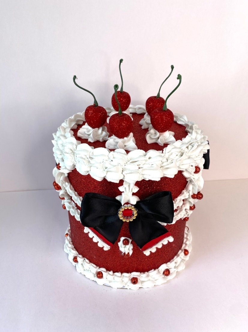 Santa Cake Decoration