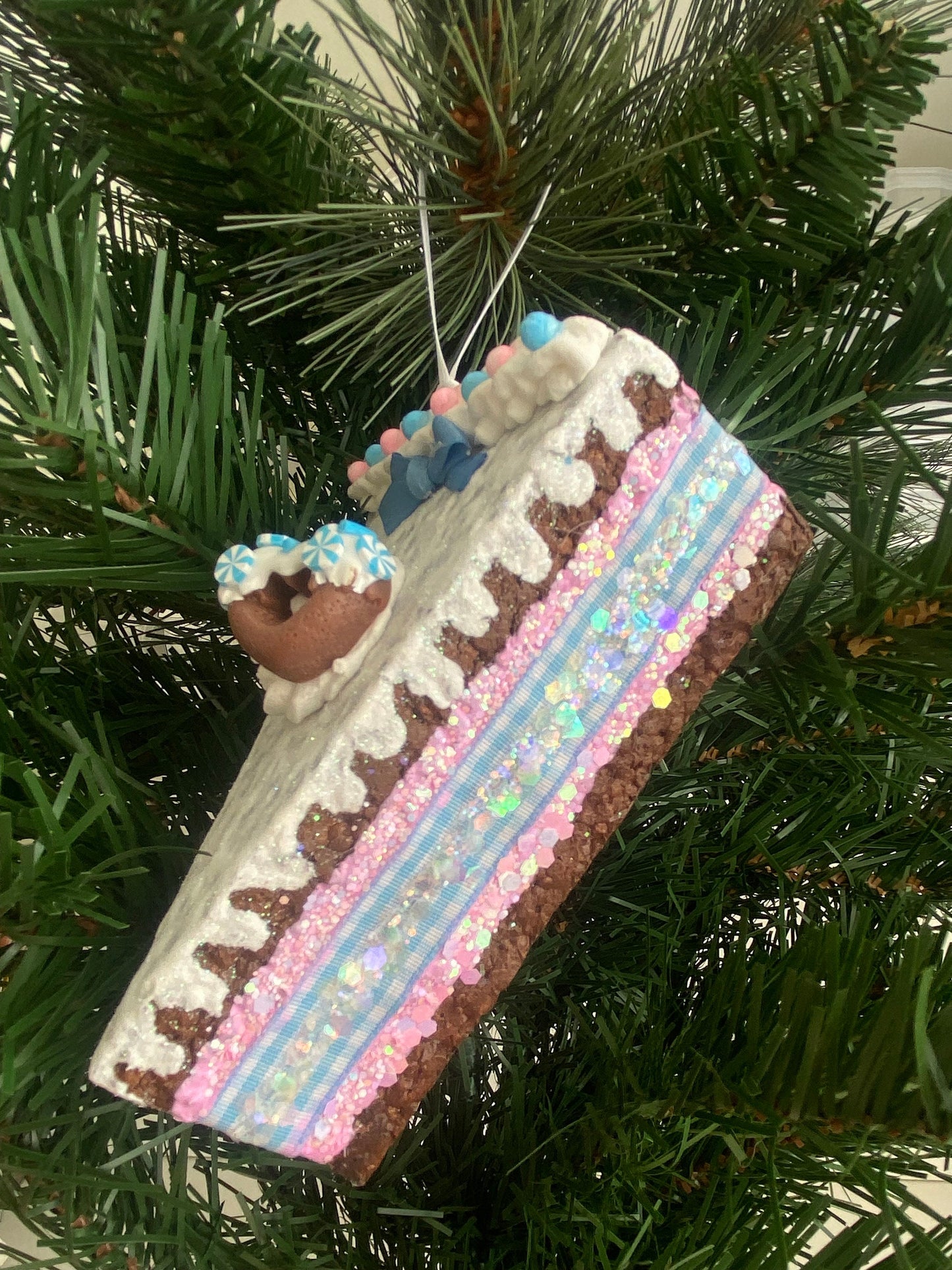 Cake Ornament