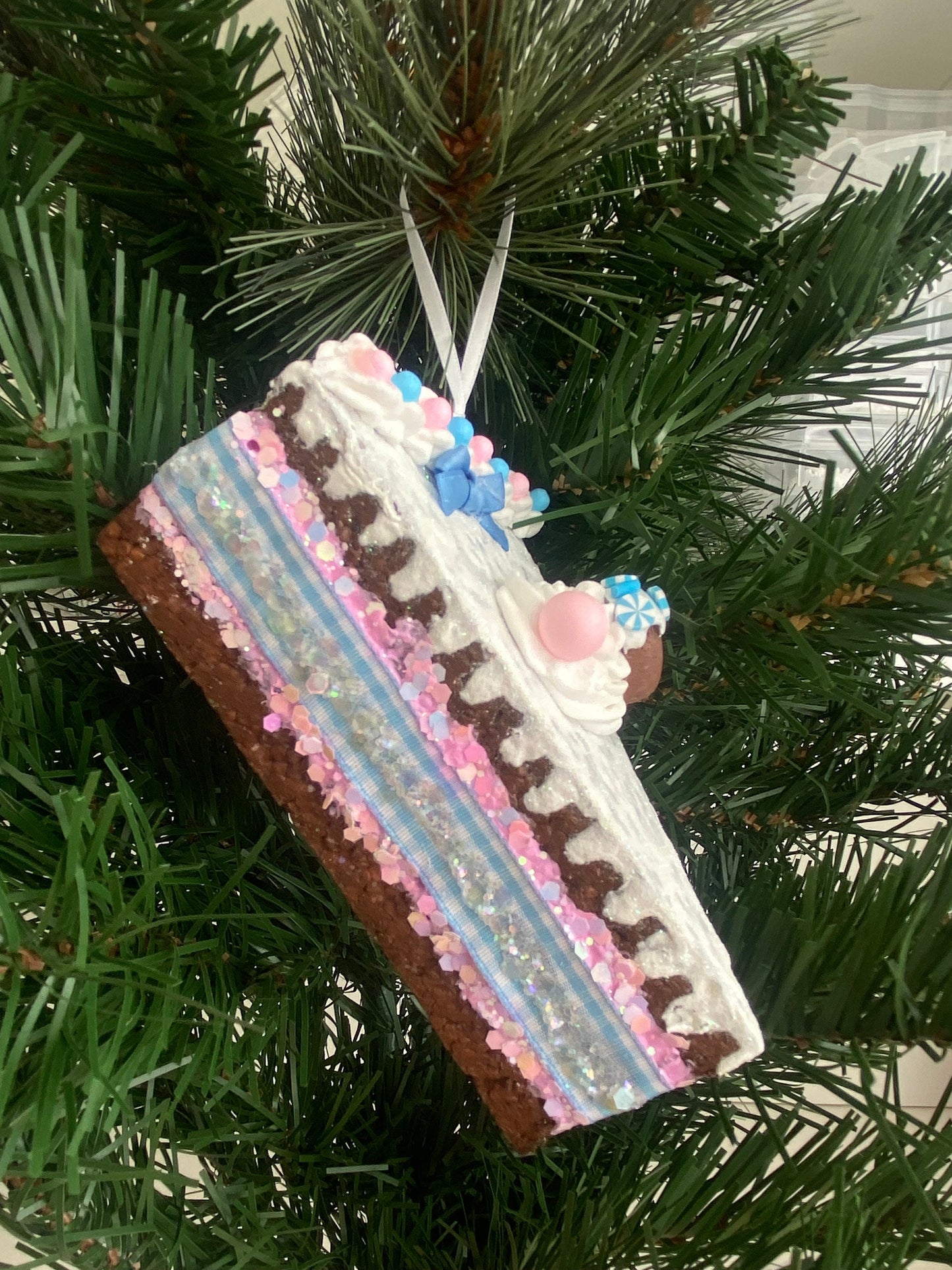 Cake Ornament